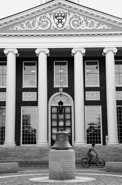 還在糾結(jié)選哪個(gè)學(xué)校？ 美國(guó)最有價(jià)值大學(xué)出爐