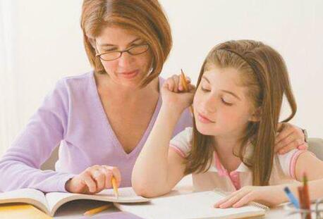 法國推“輔導作業(yè)”措施 縮小教育鴻溝