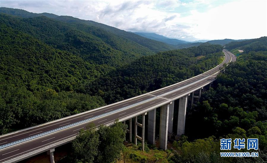 （社會(huì)）（2）海南：瓊樂(lè)高速開通在即